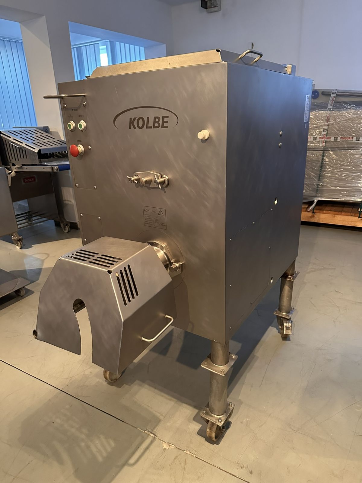 KOLBE MWE 130 keverős daráló