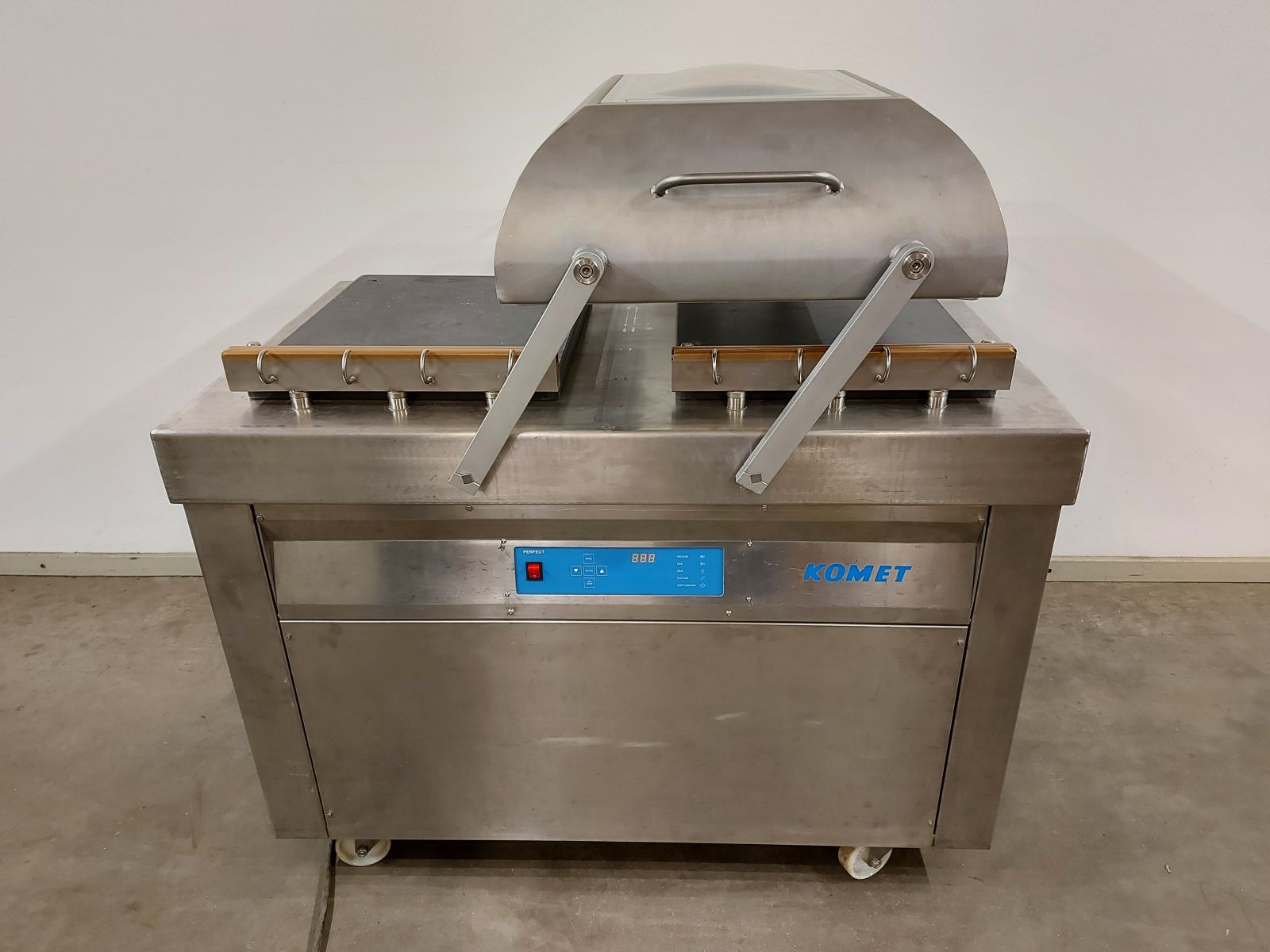 Komet SD320 csomagológép